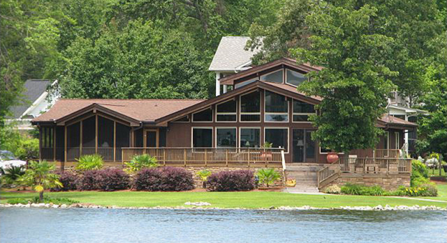 http://www.columbiahomesforyou.com/wp-content/uploads/2011/03/31_Edgewater_Ct_640x350.jpg
